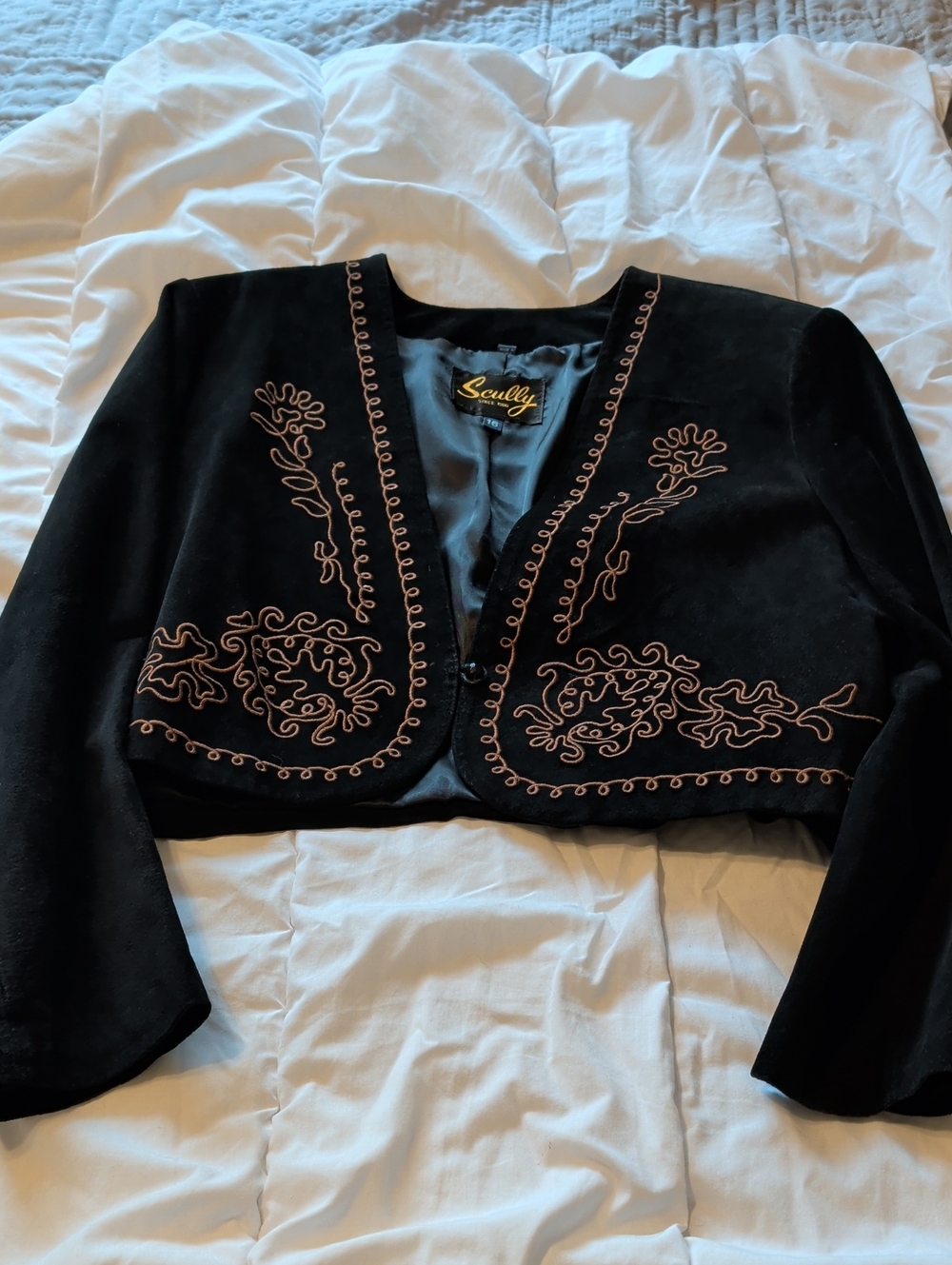 Vintage Scully Black Cropped Black Suede Blazer w. Carmel Embroidery Size 16